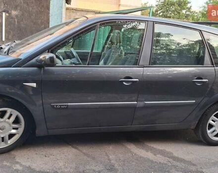 Рено Гранд Сценік 2005 у Луцьку на Automoto.ua Сірий Рено Гранд Сценік, об'ємом двигуна 1.6 л та пробігом 220 тис. км за 4899 $, фото 6 на Automoto.ua