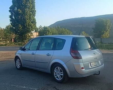 Серый Рено Гранд Сценик, объемом двигателя 1.9 л и пробегом 300 тыс. км за 4700 $, фото 4 на Automoto.ua