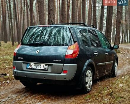 Серый Рено Гранд Сценик, объемом двигателя 1.9 л и пробегом 300 тыс. км за 4800 $, фото 3 на Automoto.ua