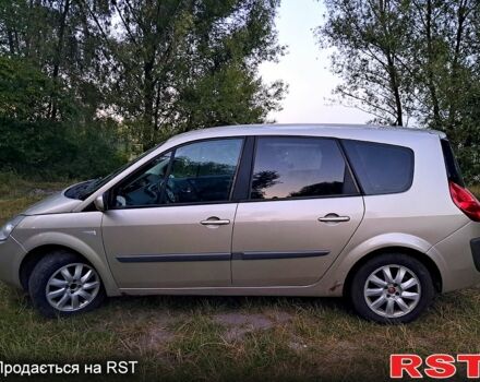 Рено Гранд Сценік 2006 у Чернігові на Automoto.ua Сірий Рено Гранд Сценік, об'ємом двигуна 2 л та пробігом 300 тис. км за 4400 $, фото 5 на Automoto.ua