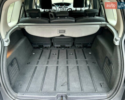 Серый Рено Гранд Сценик, объемом двигателя 1.6 л и пробегом 188 тыс. км за 6200 $, фото 31 на Automoto.ua