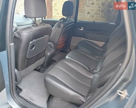 Рено Гранд Сценик 2006 в Черновцах на Automoto.ua Серый Рено Гранд Сценик, объемом двигателя 0 л и пробегом 240 тыс. км за 6300 $, фото 13 на Automoto.ua