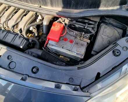 Рено Гранд Сценик 2006 в Харькове на Automoto.ua Серый Рено Гранд Сценик, объемом двигателя 2 л и пробегом 240 тыс. км за 4300 $, фото 1 на Automoto.ua