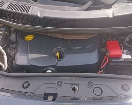 Серый Рено Гранд Сценик, объемом двигателя 1.46 л и пробегом 275 тыс. км за 4300 $, фото 12 на Automoto.ua