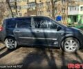 Серый Рено Гранд Сценик, объемом двигателя 2 л и пробегом 251 тыс. км за 4600 $, фото 1 на Automoto.ua