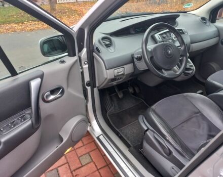Серый Рено Гранд Сценик, объемом двигателя 1 л и пробегом 160 тыс. км за 4950 $, фото 10 на Automoto.ua