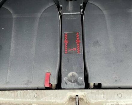 Серый Рено Гранд Сценик, объемом двигателя 2 л и пробегом 282 тыс. км за 5000 $, фото 19 на Automoto.ua