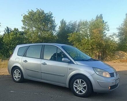 Серый Рено Гранд Сценик, объемом двигателя 1.9 л и пробегом 300 тыс. км за 4700 $, фото 7 на Automoto.ua