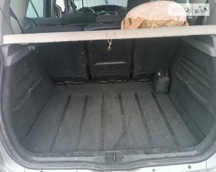 Серый Рено Гранд Сценик, объемом двигателя 1.6 л и пробегом 237 тыс. км за 4800 $, фото 3 на Automoto.ua