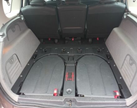 Серый Рено Гранд Сценик, объемом двигателя 1 л и пробегом 160 тыс. км за 4950 $, фото 22 на Automoto.ua