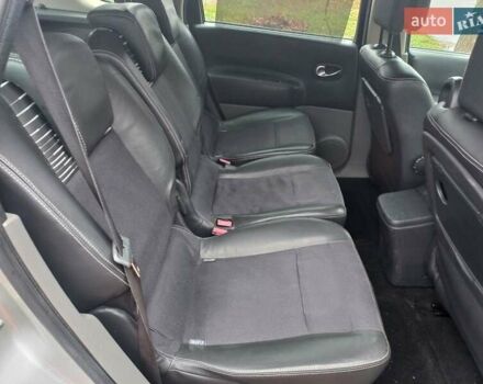 Серый Рено Гранд Сценик, объемом двигателя 1.6 л и пробегом 160 тыс. км за 4950 $, фото 73 на Automoto.ua