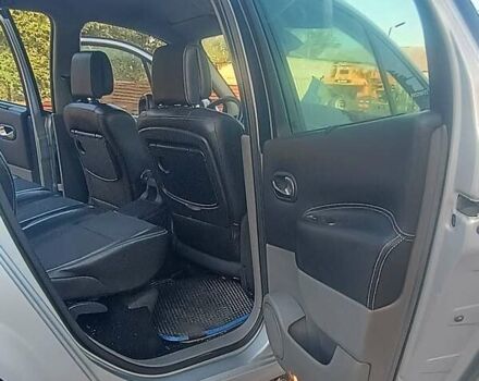 Серый Рено Гранд Сценик, объемом двигателя 1.9 л и пробегом 300 тыс. км за 4700 $, фото 9 на Automoto.ua