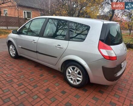 Серый Рено Гранд Сценик, объемом двигателя 1.6 л и пробегом 160 тыс. км за 4950 $, фото 41 на Automoto.ua