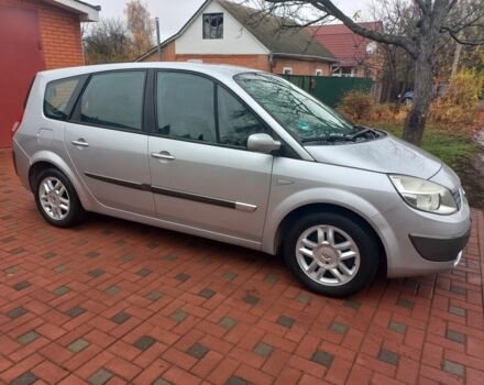 Серый Рено Гранд Сценик, объемом двигателя 1 л и пробегом 160 тыс. км за 4950 $, фото 2 на Automoto.ua