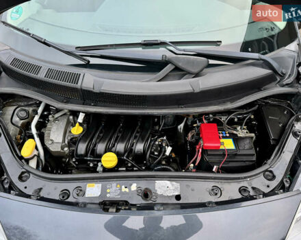 Серый Рено Гранд Сценик, объемом двигателя 1.6 л и пробегом 188 тыс. км за 6200 $, фото 46 на Automoto.ua