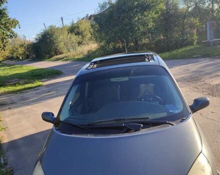 Серый Рено Гранд Сценик, объемом двигателя 2 л и пробегом 299 тыс. км за 5300 $, фото 2 на Automoto.ua