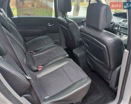 Серый Рено Гранд Сценик, объемом двигателя 1.6 л и пробегом 160 тыс. км за 4950 $, фото 71 на Automoto.ua