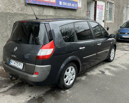 Серый Рено Гранд Сценик, объемом двигателя 2 л и пробегом 328 тыс. км за 4000 $, фото 5 на Automoto.ua