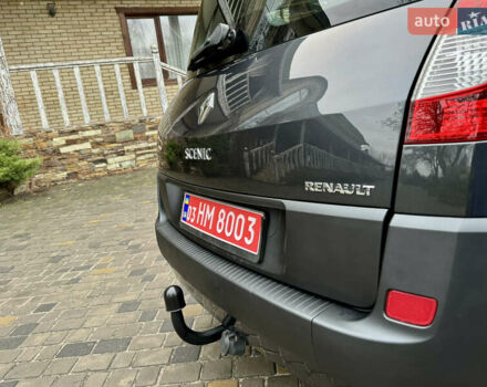 Серый Рено Гранд Сценик, объемом двигателя 1.6 л и пробегом 188 тыс. км за 6200 $, фото 32 на Automoto.ua