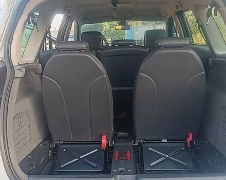 Серый Рено Гранд Сценик, объемом двигателя 1.9 л и пробегом 300 тыс. км за 4700 $, фото 11 на Automoto.ua