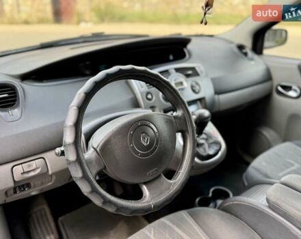 Сірий Рено Гранд Сценік, об'ємом двигуна 2 л та пробігом 172 тис. км за 5490 $, фото 21 на Automoto.ua