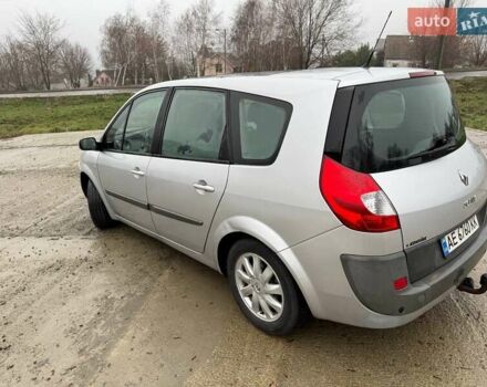 Серый Рено Гранд Сценик, объемом двигателя 1.6 л и пробегом 230 тыс. км за 5000 $, фото 3 на Automoto.ua