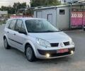Серый Рено Гранд Сценик, объемом двигателя 1.6 л и пробегом 196 тыс. км за 4501 $, фото 1 на Automoto.ua