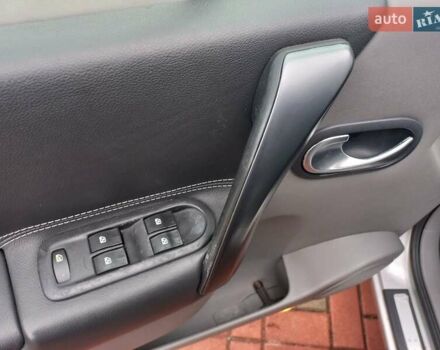 Серый Рено Гранд Сценик, объемом двигателя 1.6 л и пробегом 160 тыс. км за 4950 $, фото 53 на Automoto.ua