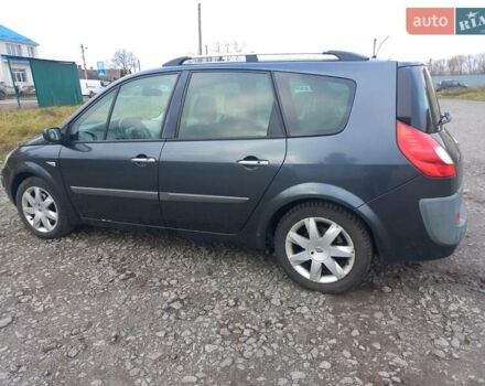 Серый Рено Гранд Сценик, объемом двигателя 2 л и пробегом 215 тыс. км за 4900 $, фото 7 на Automoto.ua