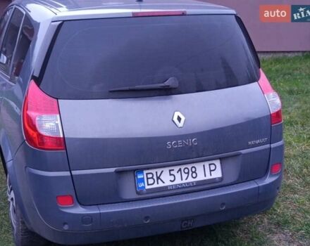 Серый Рено Гранд Сценик, объемом двигателя 2 л и пробегом 259 тыс. км за 5850 $, фото 3 на Automoto.ua