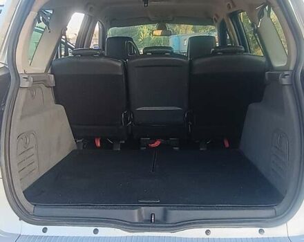 Серый Рено Гранд Сценик, объемом двигателя 1.9 л и пробегом 300 тыс. км за 4700 $, фото 12 на Automoto.ua