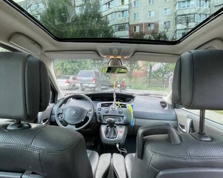 Сірий Рено Гранд Сценік, об'ємом двигуна 2 л та пробігом 310 тис. км за 6000 $, фото 15 на Automoto.ua