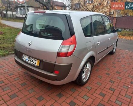 Серый Рено Гранд Сценик, объемом двигателя 1.6 л и пробегом 160 тыс. км за 4950 $, фото 30 на Automoto.ua