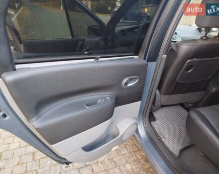 Рено Гранд Сценик 2006 в Черновцах на Automoto.ua Серый Рено Гранд Сценик, объемом двигателя 0 л и пробегом 240 тыс. км за 6300 $, фото 16 на Automoto.ua