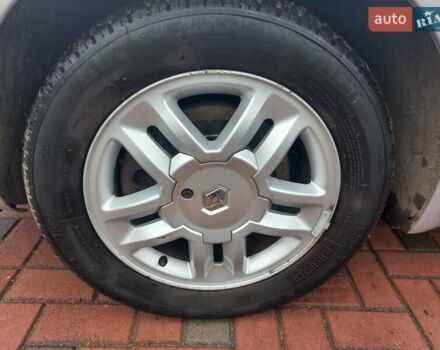 Серый Рено Гранд Сценик, объемом двигателя 1.6 л и пробегом 160 тыс. км за 4950 $, фото 46 на Automoto.ua