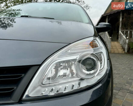 Серый Рено Гранд Сценик, объемом двигателя 1.6 л и пробегом 188 тыс. км за 6200 $, фото 22 на Automoto.ua