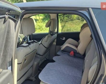 Сірий Рено Гранд Сценік, об'ємом двигуна 1.5 л та пробігом 180 тис. км за 5500 $, фото 8 на Automoto.ua