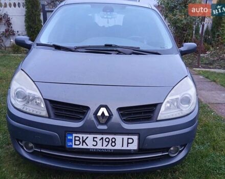 Сірий Рено Гранд Сценік, об'ємом двигуна 2 л та пробігом 259 тис. км за 5000 $, фото 2 на Automoto.ua