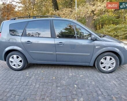 Рено Гранд Сценик 2006 в Черновцах на Automoto.ua Серый Рено Гранд Сценик, объемом двигателя 0 л и пробегом 240 тыс. км за 6300 $, фото 5 на Automoto.ua