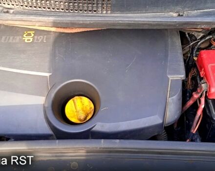 Серый Рено Гранд Сценик, объемом двигателя 1.9 л и пробегом 214 тыс. км за 5700 $, фото 8 на Automoto.ua