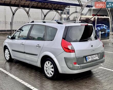 Серый Рено Гранд Сценик, объемом двигателя 1.9 л и пробегом 247 тыс. км за 6400 $, фото 18 на Automoto.ua