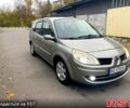 Сірий Рено Гранд Сценік, об'ємом двигуна 2 л та пробігом 250 тис. км за 5999 $, фото 2 на Automoto.ua