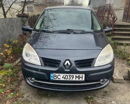 Сірий Рено Гранд Сценік, об'ємом двигуна 2 л та пробігом 208 тис. км за 5700 $, фото 1 на Automoto.ua