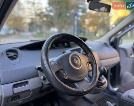 Серый Рено Гранд Сценик, объемом двигателя 1.5 л и пробегом 300 тыс. км за 3950 $, фото 12 на Automoto.ua