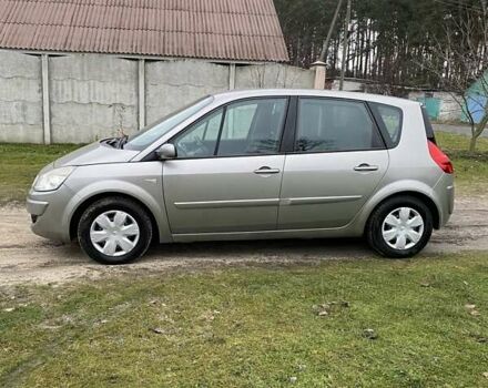 Серый Рено Гранд Сценик, объемом двигателя 1.5 л и пробегом 200 тыс. км за 5500 $, фото 4 на Automoto.ua