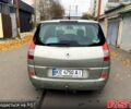 Сірий Рено Гранд Сценік, об'ємом двигуна 2 л та пробігом 250 тис. км за 5999 $, фото 5 на Automoto.ua