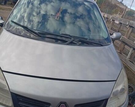 Серый Рено Гранд Сценик, объемом двигателя 1.5 л и пробегом 450 тыс. км за 3000 $, фото 1 на Automoto.ua