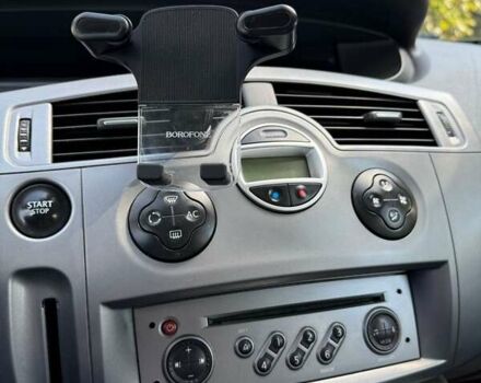 Серый Рено Гранд Сценик, объемом двигателя 1.6 л и пробегом 152 тыс. км за 6500 $, фото 12 на Automoto.ua