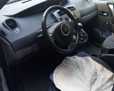 Рено Гранд Сценик 2007 в Львове на Automoto.ua Серый Рено Гранд Сценик, объемом двигателя 2 л и пробегом 250 тыс. км за 5100 $, фото 3 на Automoto.ua