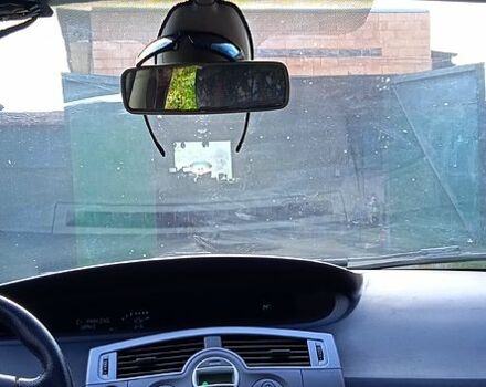 Серый Рено Гранд Сценик, объемом двигателя 1.9 л и пробегом 214 тыс. км за 5700 $, фото 4 на Automoto.ua